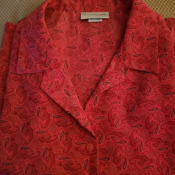 🌟 Host Pick 🌟 Gloria Vanderbilt/sleeveless blouse - Picture 3 of 4